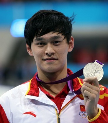 孙杨拍卖游泳课程愿多做慈善 揭秘新科冠军背