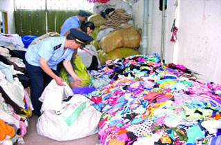 热点排行榜:姚晨新西兰完婚 洋垃圾村 阴沟硬币