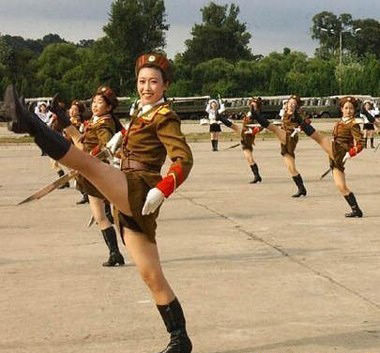 朝鲜女人为何只穿裙子? - 焦点图