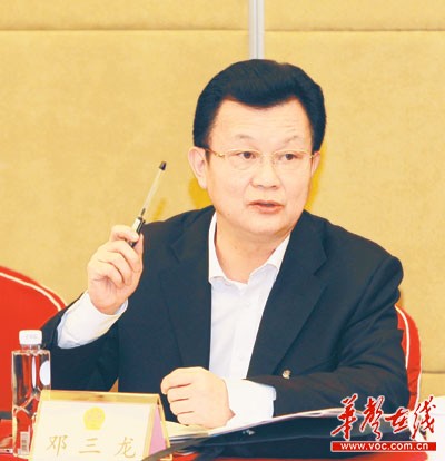 邓三龙代表 本报记者 张目 摄