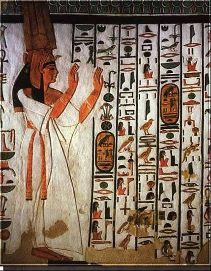 揭秘:古埃及金字塔中的奇异事件
