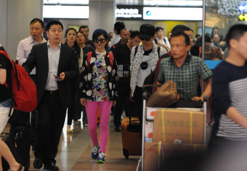 张杰[微博]和谢娜[微博]夫妇最近经常\