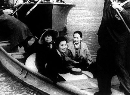 罕见的<em>宋庆龄三姐妹</em>走秀照