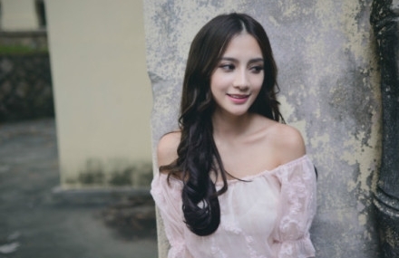 湖南美女成福建师大女神 中俄混血性感清纯\/图