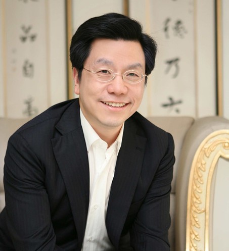 李开复化疗后几项指数未降反升\/图