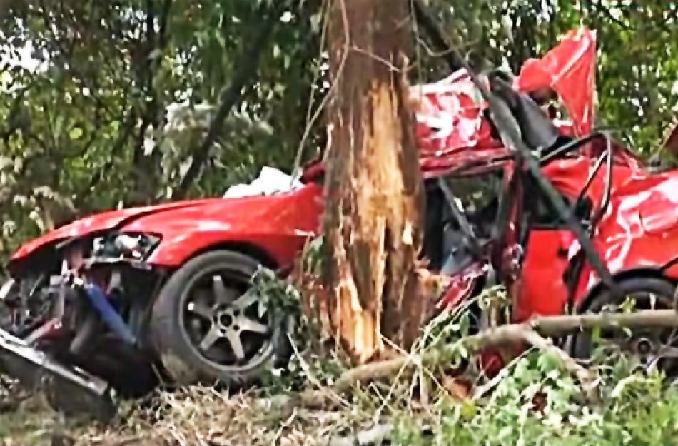 28岁女模与香港太子爷玩飞车双亡