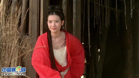 蓝洁瑛昔日绝美出浴照曝光 与现今判若两人