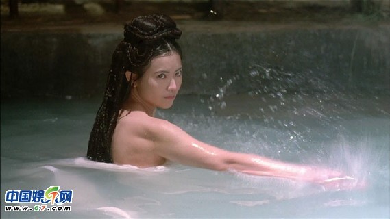 蓝洁瑛昔日绝美出浴照曝光 与现今判若两人