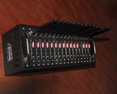 四川破获特大“重金求子”电信诈骗案(组图)