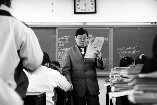 点击图片进入下一页