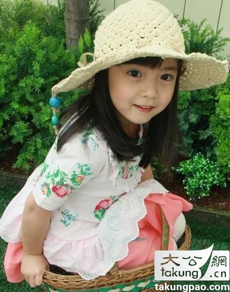 中国樱花小萝莉pk韩国混血小萝莉金秀贞 谁更萌