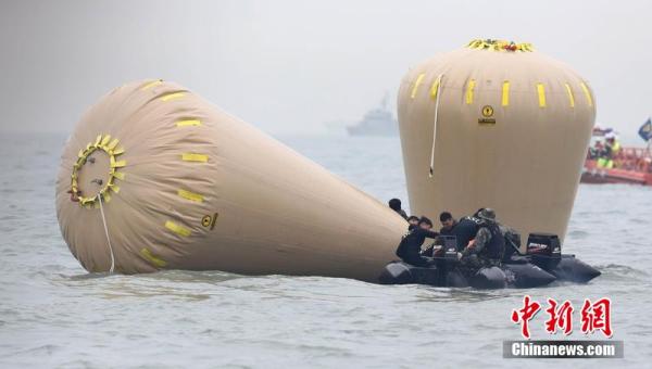 韩国失事客轮生还率与泰坦尼克相似