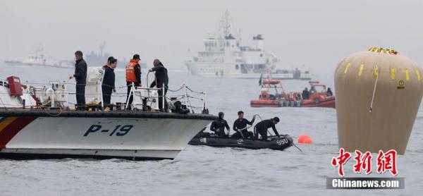 韩国失事客轮生还率与泰坦尼克相似