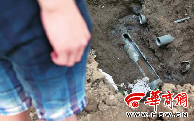 男孩水上乐园玩耍时遭遇不幸 母亲:眼皮底下消失