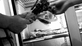 点击图片进入下一页