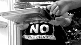 点击图片进入下一页