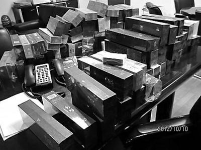 “80后女贼王”专偷官员办公室称举报材料已给中纪委(图)