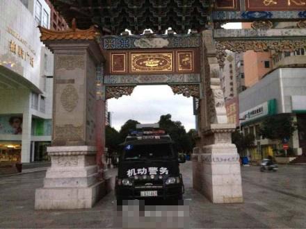 昆明暴恐案今日开庭审理 暴徒砍人致29人死亡