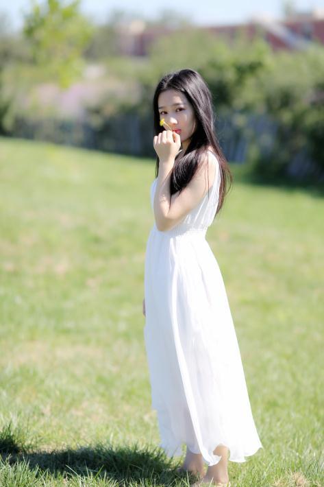 “小刘亦菲”刘天阳挑战百度文学“封女神”