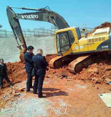 云南宣威回应拆迁户被挖掘机碾死：死者阻止施工