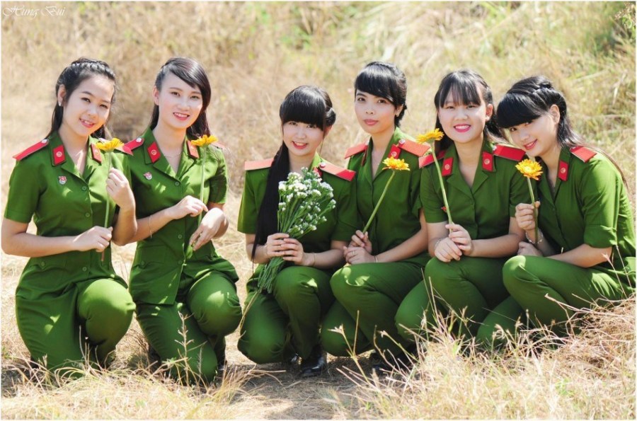 实拍越南警察<em>部队 美女</em>不少(第二页) - 焦点图 -