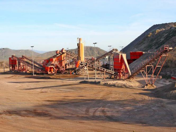 墨西哥一座金矿遭洗劫,损失近千万美元(网页截图)