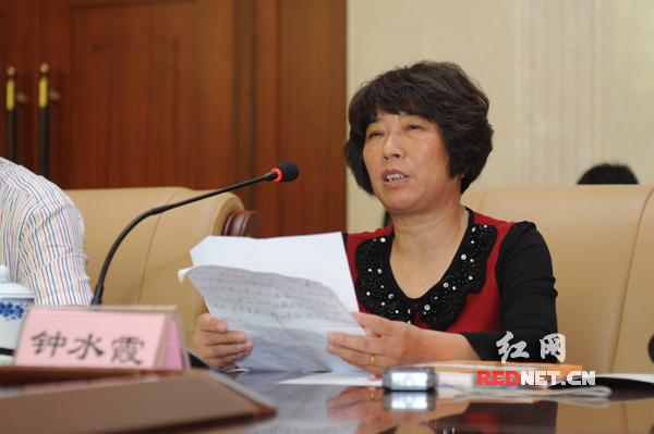 开国少将钟伟的孙女讲述家风故事