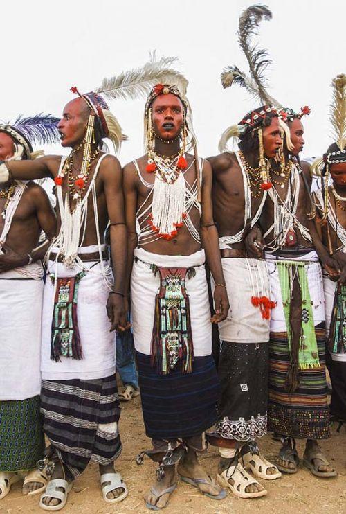 揭秘非洲部落偷妻节