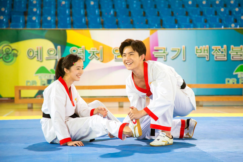 《旋风<em>少女</em>》收视好,杨洋要做蛙跳 - 首页头条