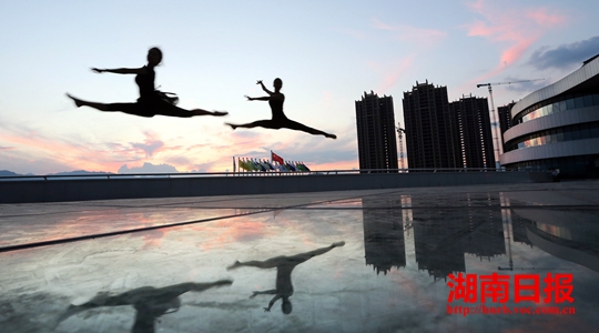 临武新文体中心免费向市民开放 - 新闻 - 湖南日