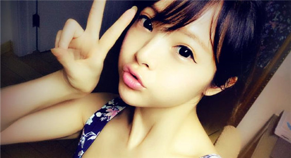 女运动员比赛中因胸大遭遇的尴尬,只有靠这样才能解决