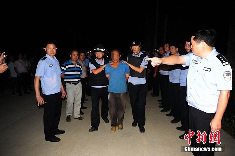 广西贵港上千警民连日搜捕杀人疑犯