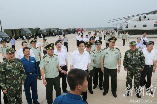 湖南武警首批直升机正式列装 王宁徐守盛杜家