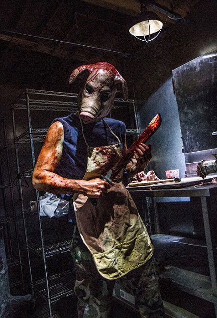 全球最恐怖鬼屋 进入前须签弃权声明