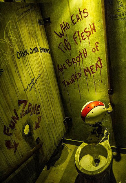 全球最恐怖鬼屋 进入前须签弃权声明