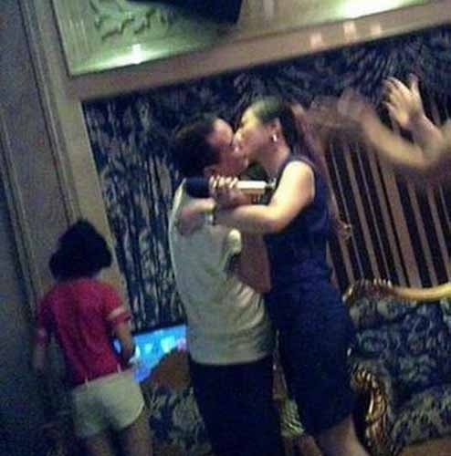 福州晋安区房管局曝出“不雅照”