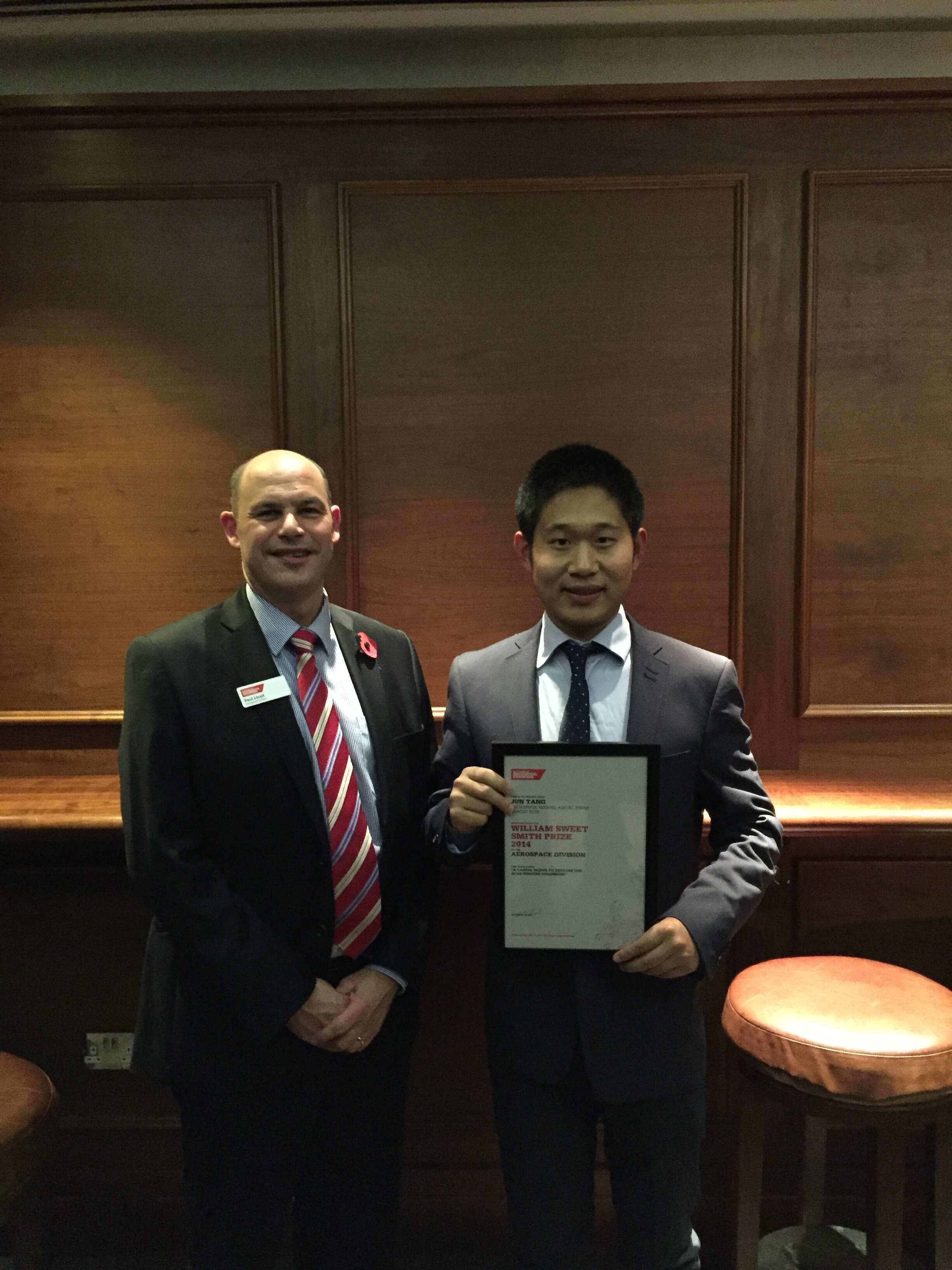 国防科大27岁博士生获英国机械工程师学会航