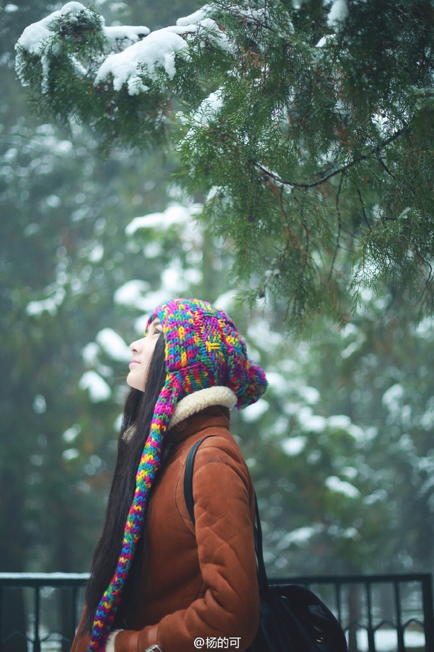 校花晒芙蓉出水写真 傲人身材美到窒息
