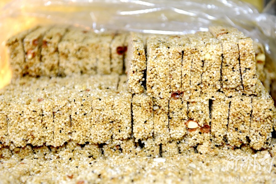 大猛游长沙①丨长沙人爱吃的过年零食哪里找?