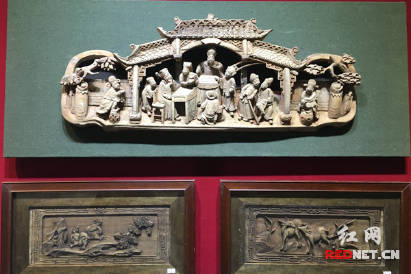 明清木雕展。