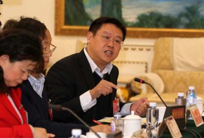 两会代表吴向东呼吁:国家心理健康水平
