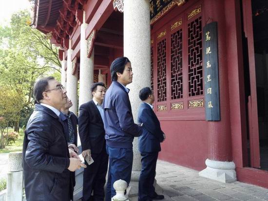銅鑼灣集團考察永州投資環境 初步達成投資意向圖片 51811 550x412