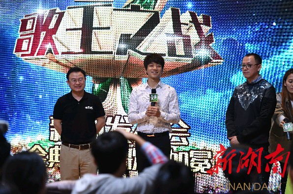 你听讲过没？现在连格莱美都分不清哪个是AI唱的了