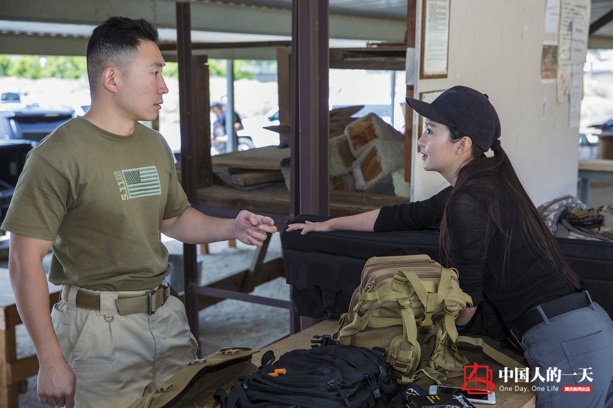 中国美女神枪手美当教官 890码目标一击命中