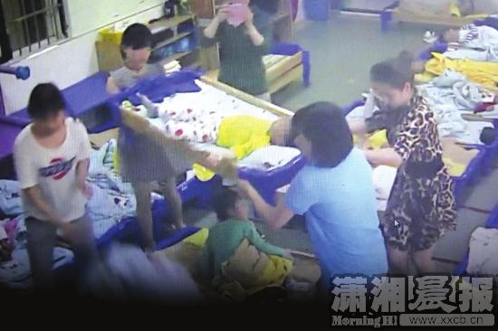 长沙一男童幼儿园突发抽搐身亡 园方施救遭质疑