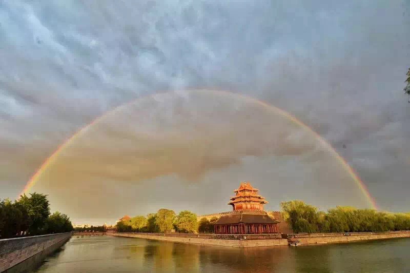 刷爆朋友圈的北京双彩虹