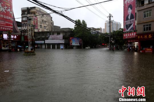 广西遭遇强降雨沿海地区防灾形势严峻