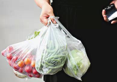 别把装菜塑料袋放进冰箱 这些储菜技巧要知道