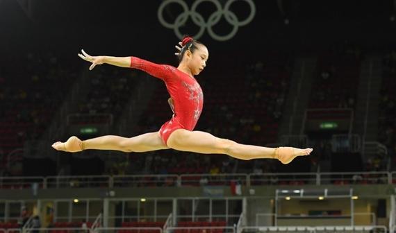 中国体操女队进入决赛