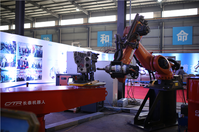 2020汽车产业占GDP_三大产业占gdp比重图(2)